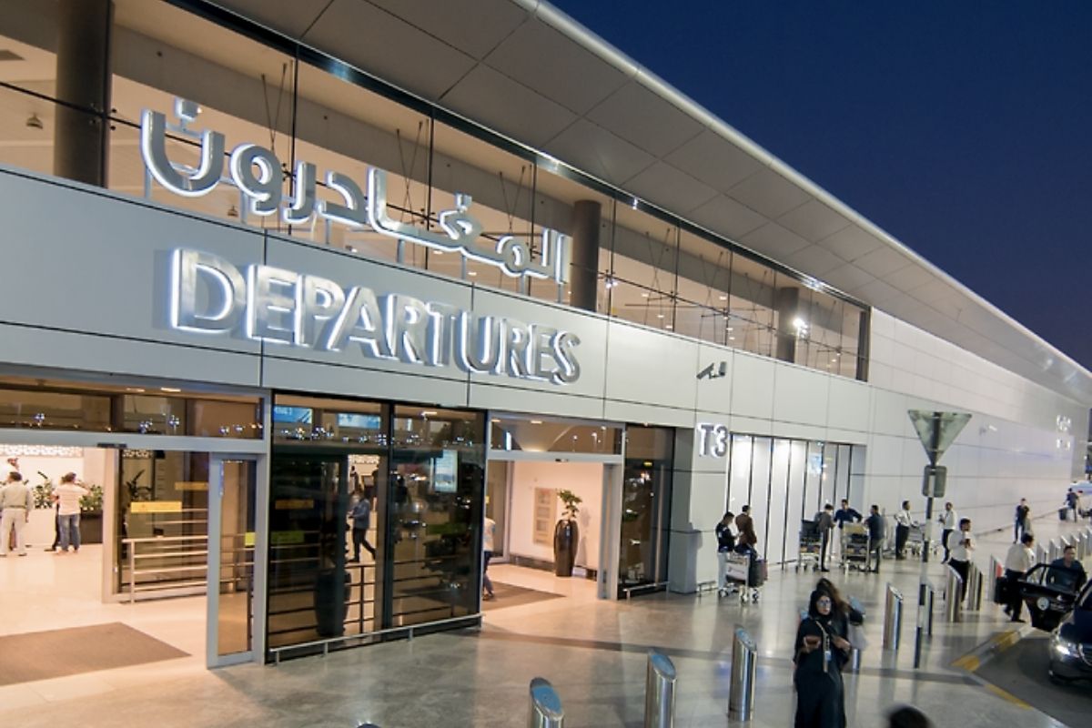 Abu-Dhabi-International-Airport-2